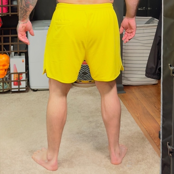 🔥 YoungLA Neon Yellow Mesh Gym Shorts – XL - Picture 2 of 5